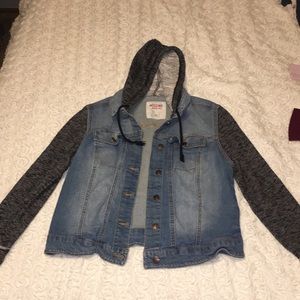 Hooded jacket